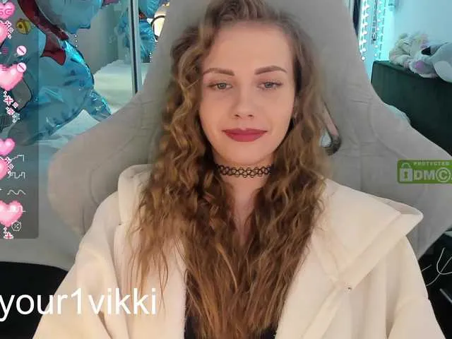 Live sex webcam photo for -VikkiL0vesCheese- #290131848