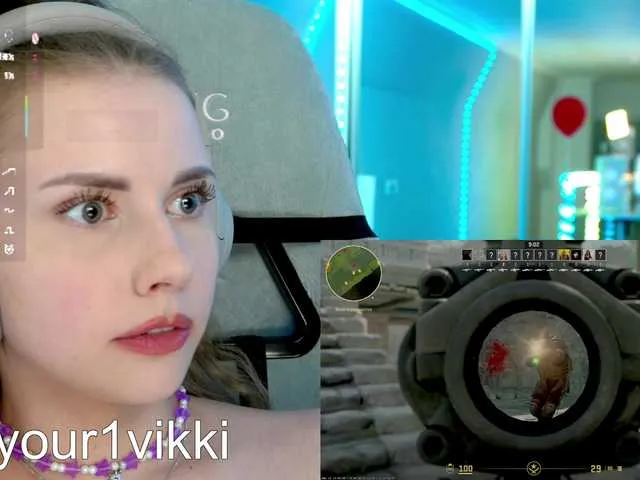 Live sex webcam photo for -VikkiL0vesCheese- #290666302