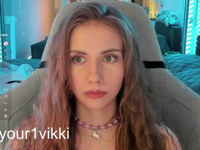 Live sex webcam photo for -VikkiL0vesCheese- #290830406