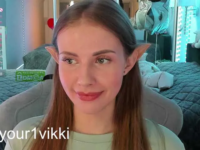 Live sex webcam photo for -VikkiL0vesCheese- #290866104