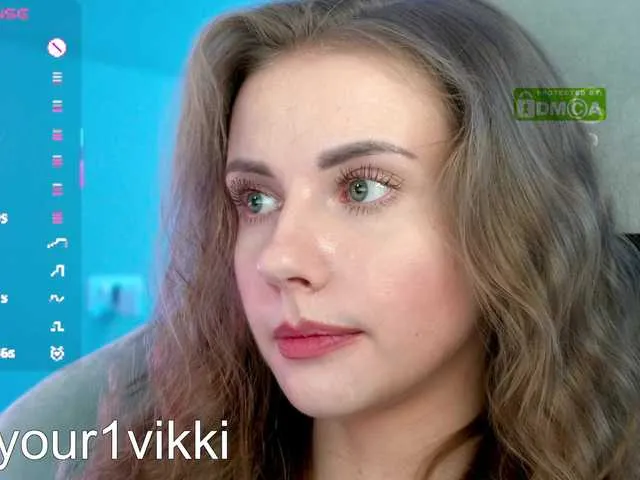 Live sex webcam photo for -VikkiL0vesCheese- #290898511