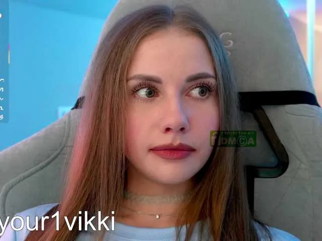 Live sex webcam photo for -VikkiL0vesCheese- #290987090