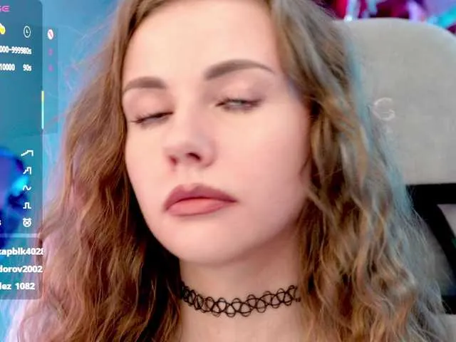 Live sex webcam photo for -VikkiL0vesCheese- #291187351