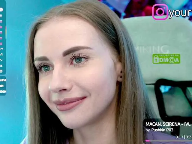 Live sex webcam photo for -VikkiL0vesCheese- #291229125