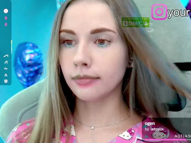 Live sex webcam photo for -VikkiL0vesCheese- #291243015