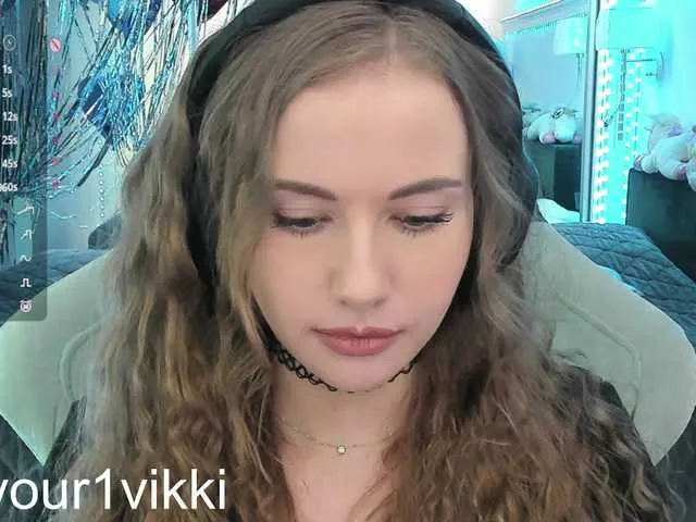 Live sex webcam photo for -VikkiL0vesCheese- #291259507