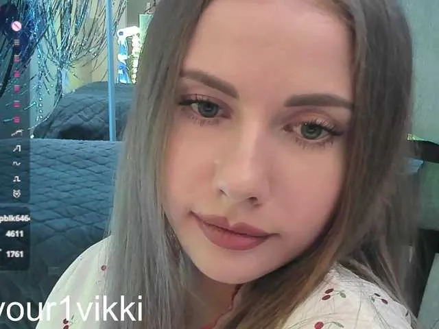 Live sex webcam photo for -VikkiL0vesCheese- #291276266