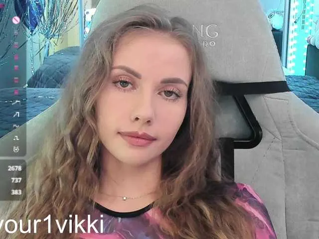 Live sex webcam photo for -VikkiL0vesCheese- #291297129