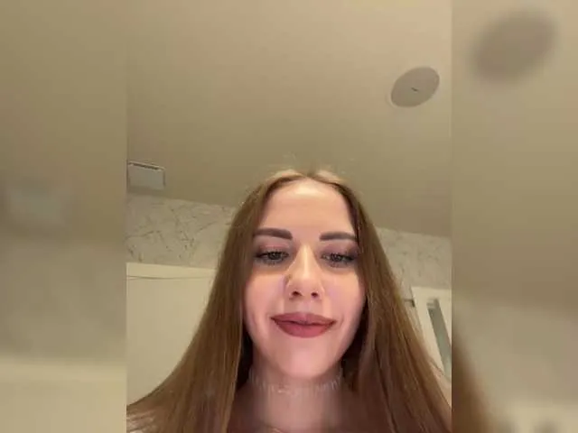 Live sex webcam photo for -VikkiL0vesCheese- #291403230