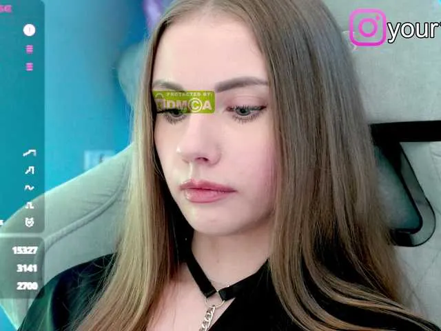 Live sex webcam photo for -VikkiL0vesCheese- #291438326