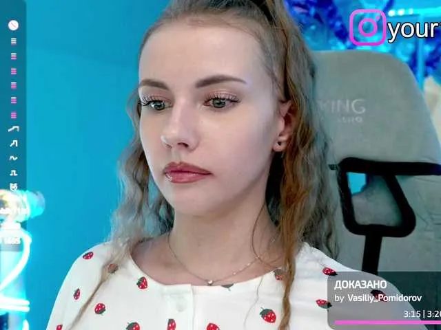 Live sex webcam photo for -VikkiL0vesCheese- #291637095