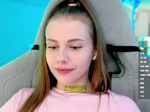 Live sex webcam photo for -VikkiL0vesCheese- #291911618