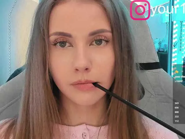 Live sex webcam photo for -VikkiL0vesCheese- #291979559