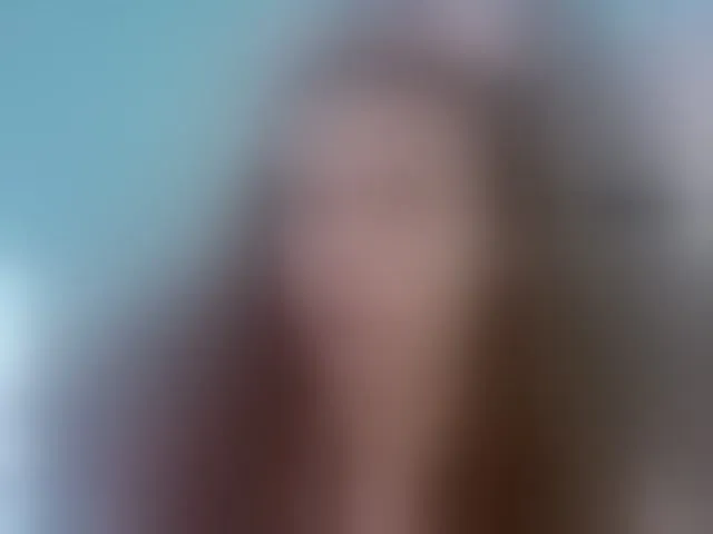 Live sex webcam photo for -VikkiL0vesCheese- #293294267