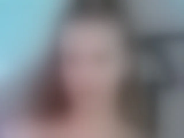 Live sex webcam photo for -VikkiL0vesCheese- #293302114