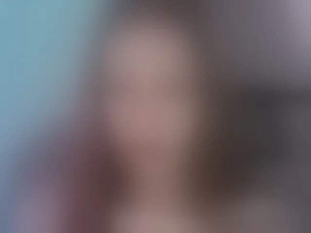 Live sex webcam photo for -VikkiL0vesCheese- #293351903