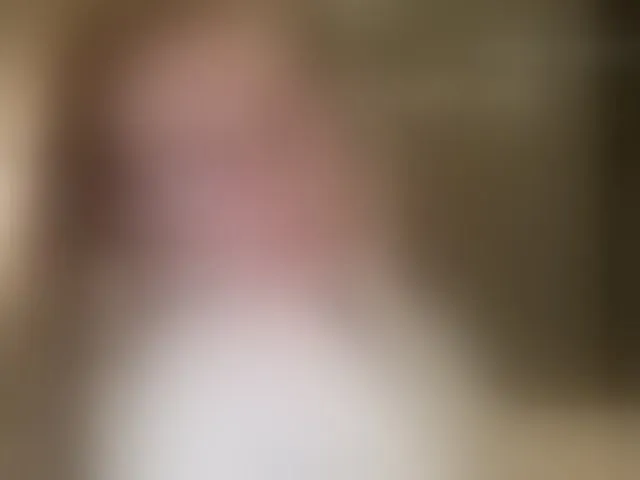 Live sex webcam photo for -VikkiL0vesCheese- #293505582