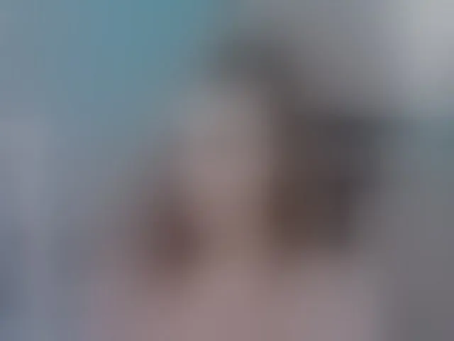 Live sex webcam photo for -VikkiL0vesCheese- #293586735