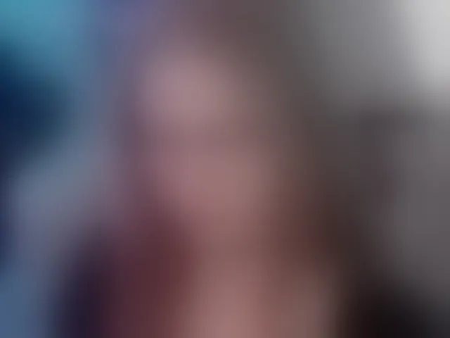 Live sex webcam photo for -VikkiL0vesCheese- #293770323