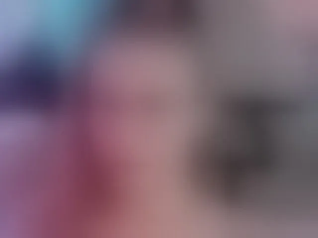 Live sex webcam photo for -VikkiL0vesCheese- #293777444