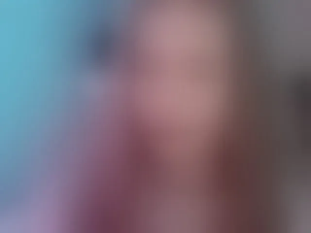 Live sex webcam photo for -VikkiL0vesCheese- #293808583
