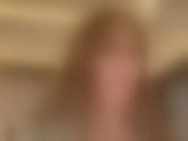 Live sex webcam photo for -VikkiL0vesCheese- #293845526