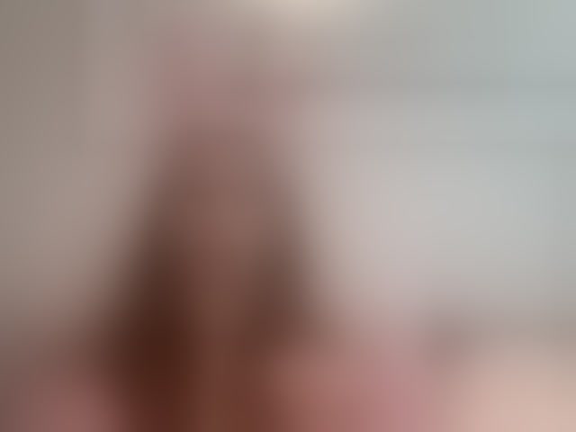 Live sex webcam photo for -VikkiL0vesCheese- #293987793