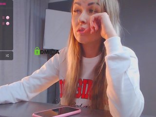 Live sex webcam photo for -Vitta- #184491056