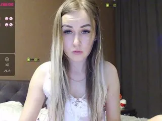 Live sex webcam photo for -Vitta- #198373101