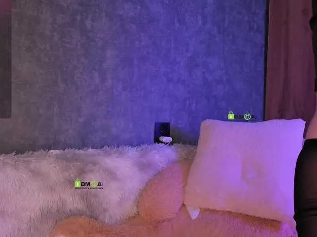 Live sex webcam photo for -Vitta- #277983095