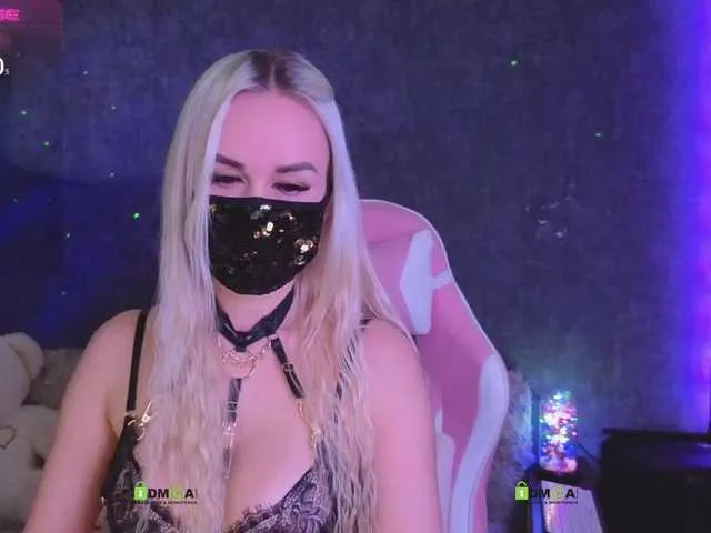 Live sex webcam photo for -Vitta- #290686606