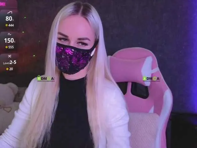 Live sex webcam photo for -Vitta- #290803579