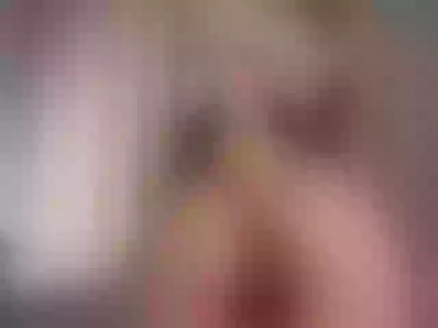 Live sex webcam photo for -Vivian- #290633468