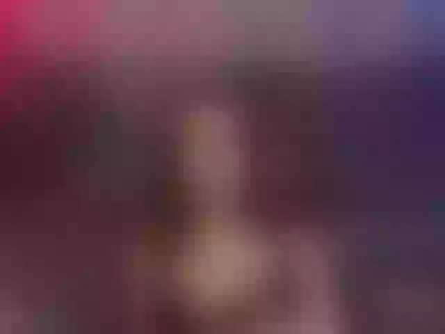 Live sex webcam photo for -Vivian- #291984594