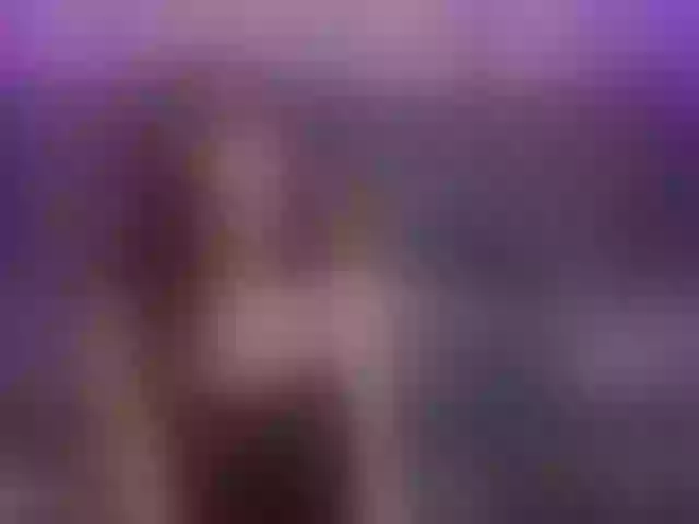 Live sex webcam photo for -Vivian- #292116977