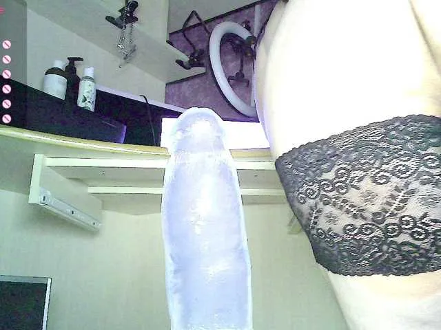 Live sex webcam photo for -WINNI-PUX- #294259785