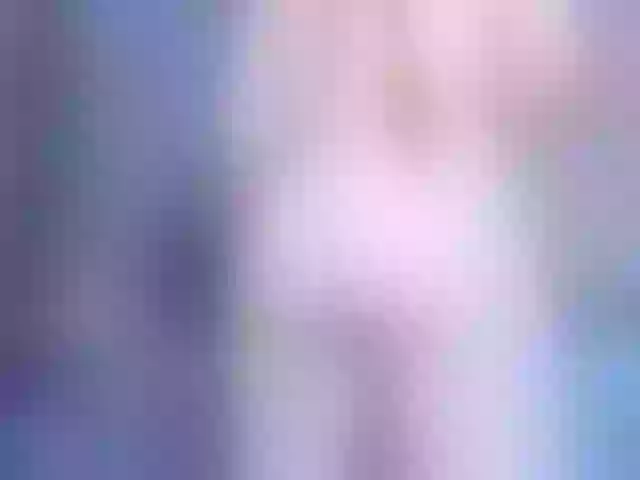 Live sex webcam photo for -YaNa- #290944236