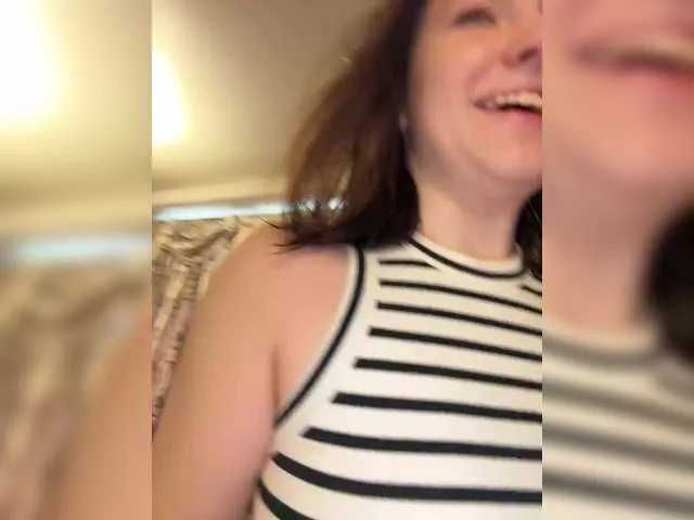 Live sex webcam photo for -Your-Michelle- #290858680