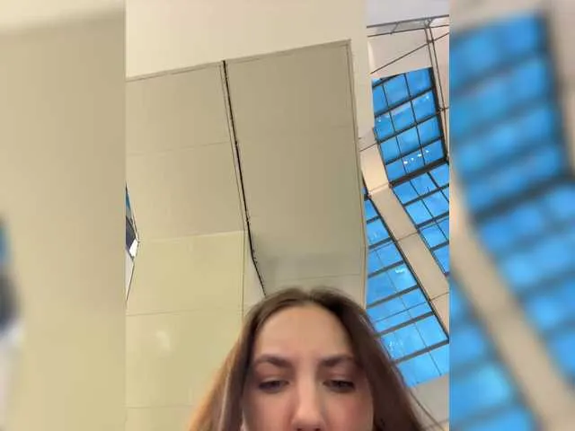 Live sex webcam photo for -Your-Michelle- #291155228