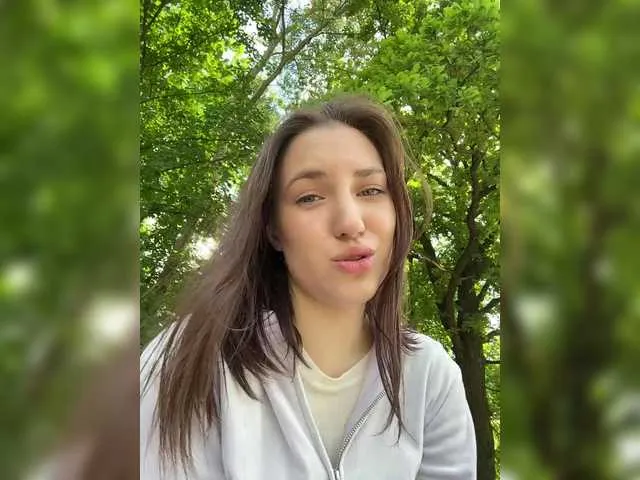 Live sex webcam photo for -Your-Michelle- #291192376