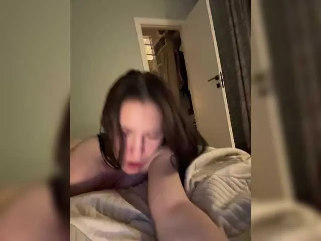 Live sex webcam photo for -Your-Michelle- #291492134