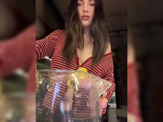 Live sex webcam photo for -Your-Michelle- #294149063