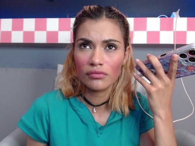 Live sex webcam photo for -ahsleeey #277417689