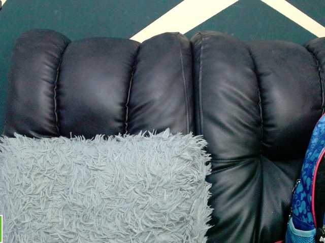 Live sex webcam photo for -ahsleeey #277511915