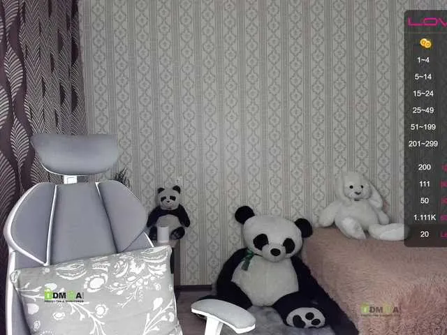Live sex webcam photo for -dementra- #272041361