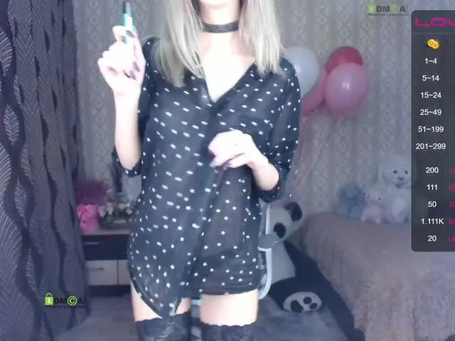 Live sex webcam photo for -dementra- #272206316