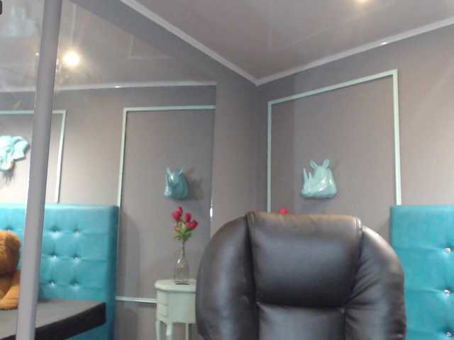 Live sex webcam photo for -devil-room #278237976