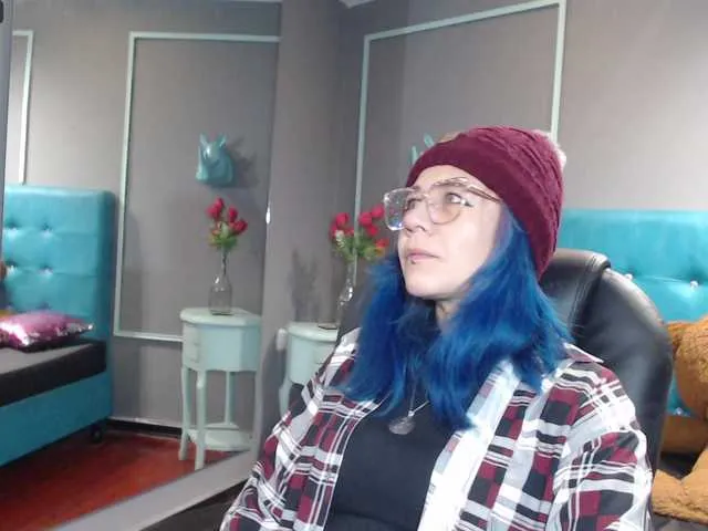 Live sex webcam photo for -devil-room #278252586