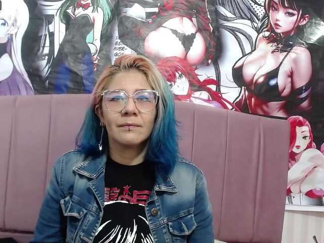 Live sex webcam photo for -devil-room #290028406