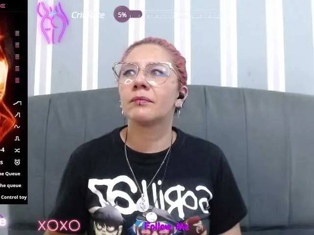 Live sex webcam photo for -devil-room #290555193